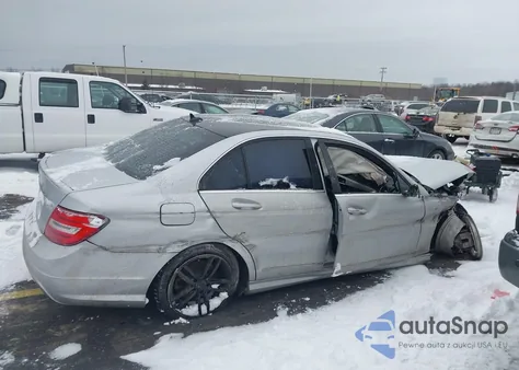 2013 Mercedes-Benz C 250 Sport from USA, damaged, VIN WDDGF4HB5DR292973